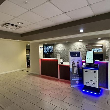 贝斯特韦斯特机场酒店 麥爾茲堡 外观 照片